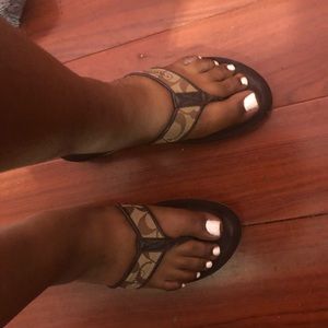 Coach flip flops